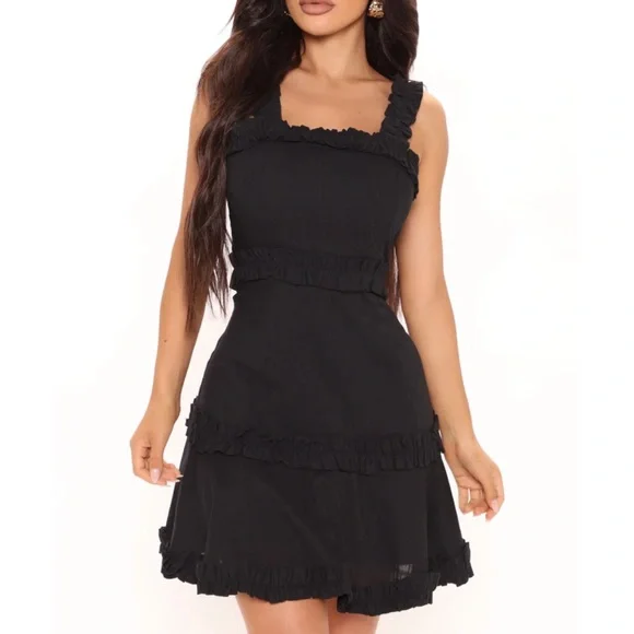 fashion nova zipper dress Hardware Venezia Crew Neck, Second Skin Zip Front Midi Dress in Black, Size XS,